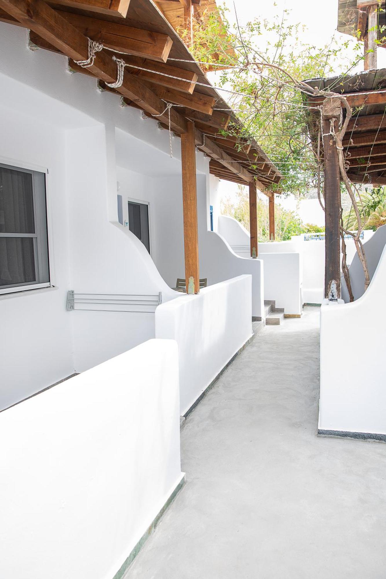 Vassilia On The Serifos Guest house 3*